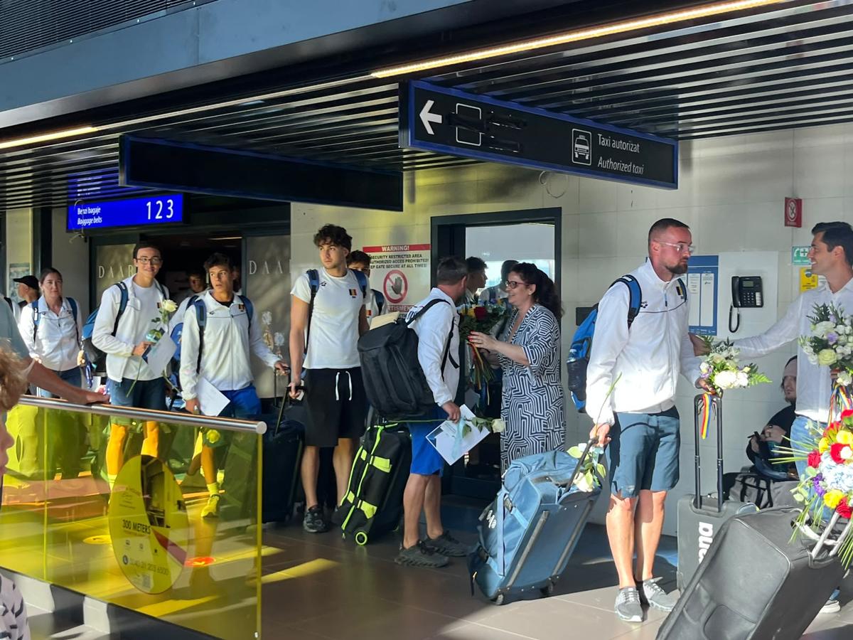 David Popovici, la sosirea în România