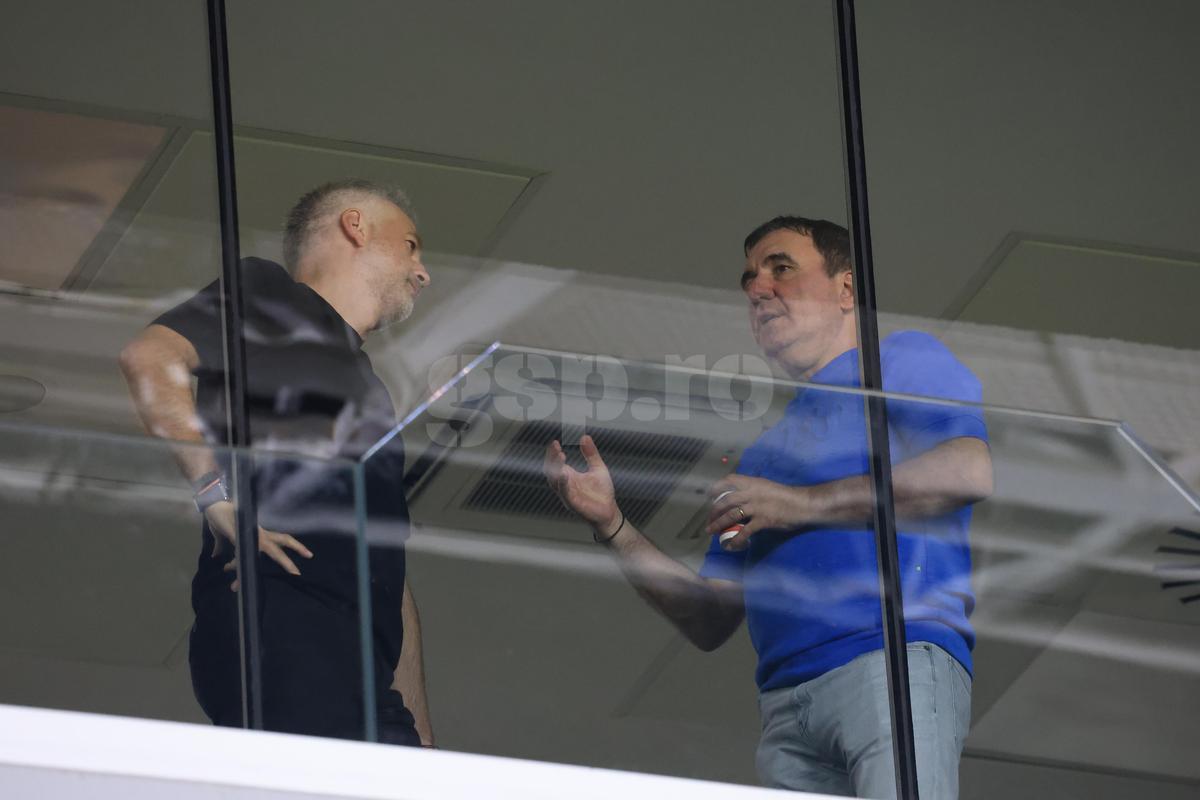 Edi Iordănescu, Gică Hagi și Dan Petrescu, prezenți pe „Arcul de Triumf” la FCSB - Botoșani / Foto: Ionuț Iordache GSP