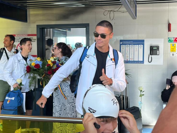 David Popovici, la sosirea în România