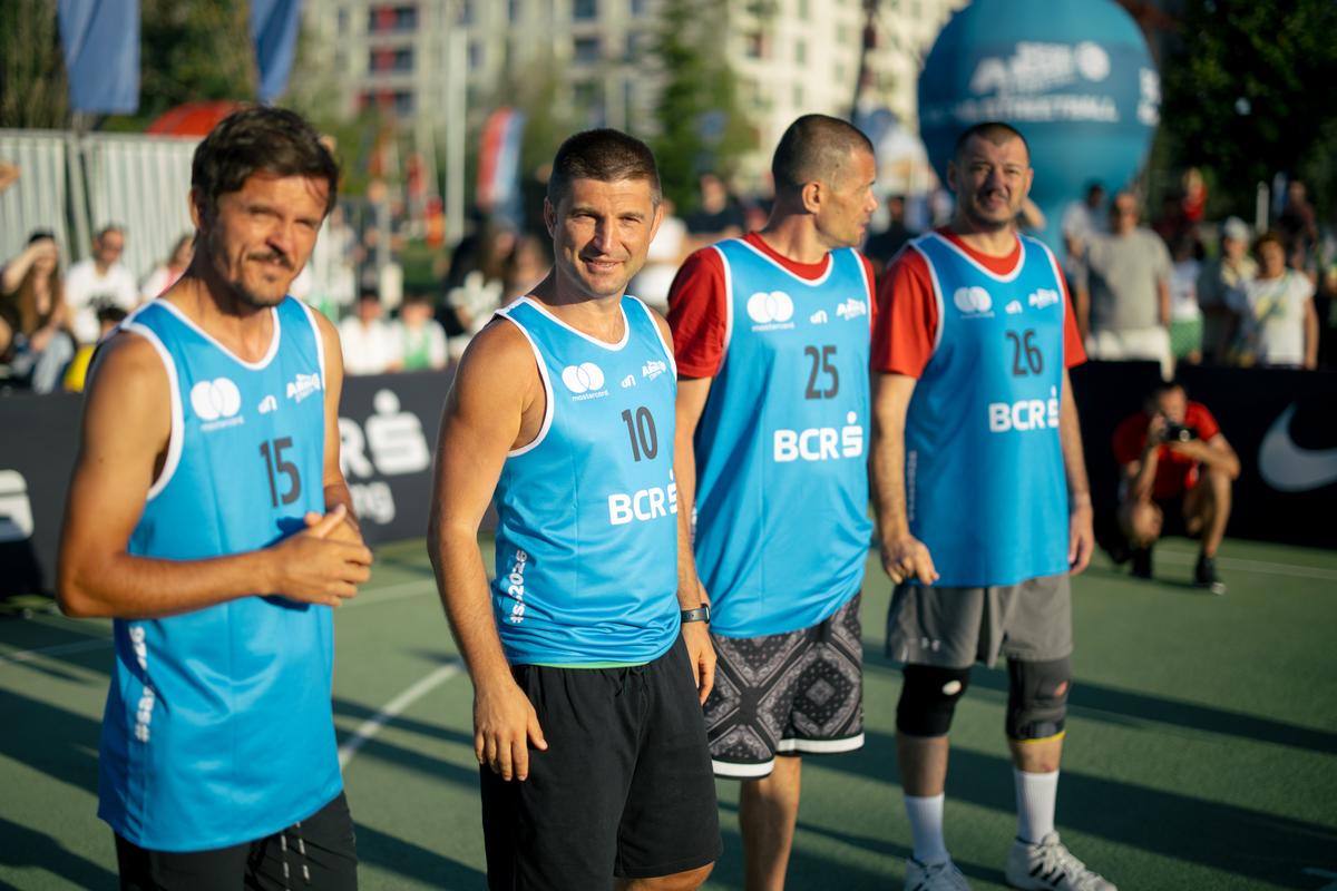 400 de jucători la competiția de baschet 3x3 » Meciuri spectaculoase + show cu vedete în Parcul Liniei