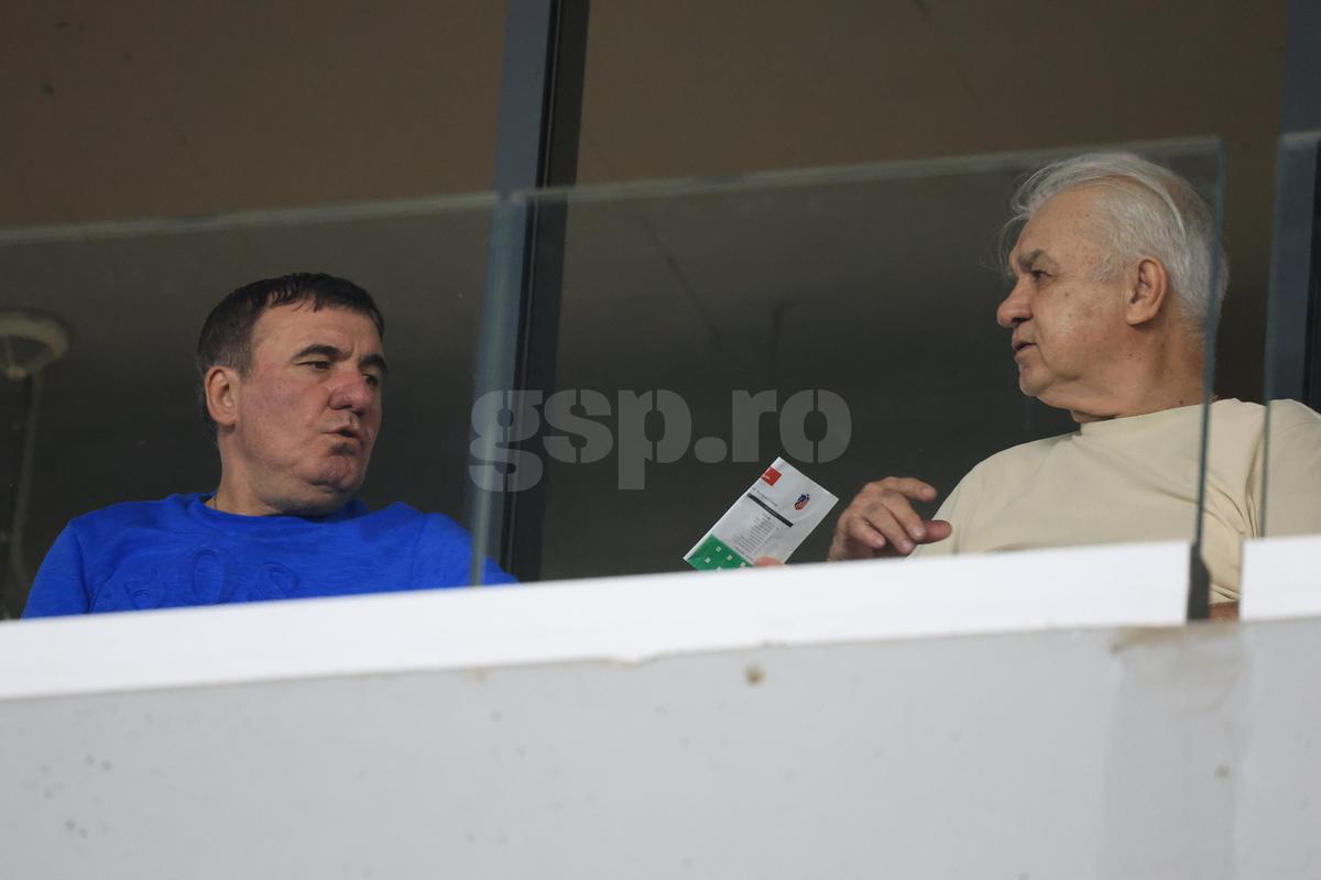 Edi Iordănescu, Gică Hagi și Dan Petrescu, prezenți pe „Arcul de Triumf” la FCSB - Botoșani / Foto: Ionuț Iordache GSP