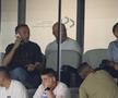 Mihai Stoica, vorbind la telefon, la pauza partidei dintre FCSB și FC Botoșani