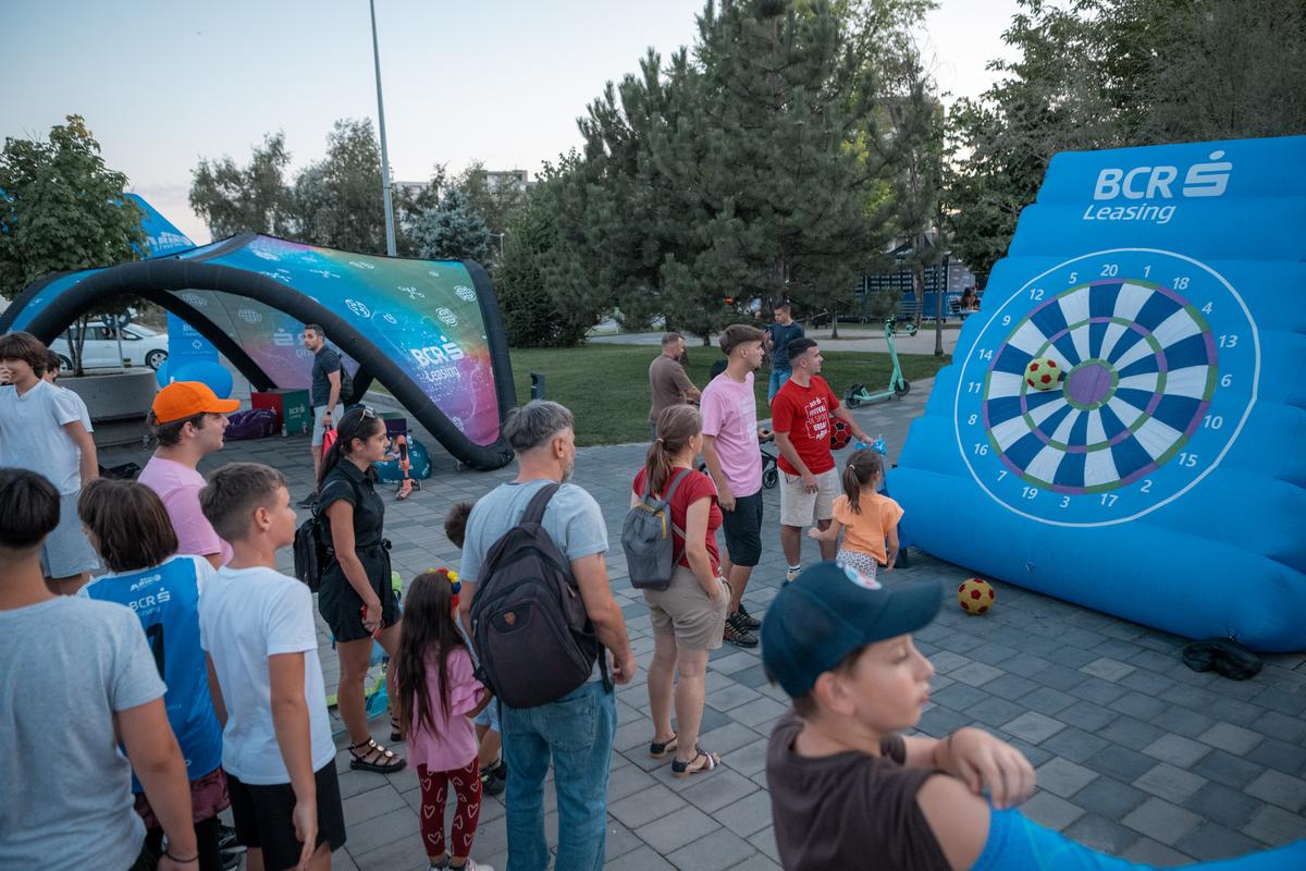 400 de jucători la competiția de baschet 3x3 » Meciuri spectaculoase + show cu vedete în Parcul Liniei