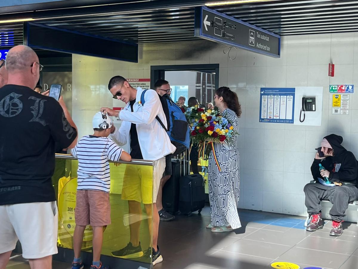 David Popovici nu s-a abținut, la revenirea în România: „O să profit, de fiecare dată când am multe microfoane și camere în față, să spun asta”