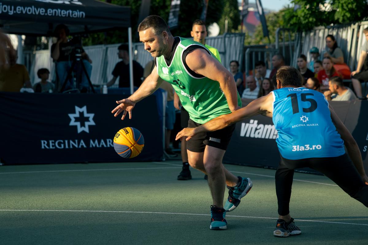 400 de jucători la competiția de baschet 3x3 » Meciuri spectaculoase + show cu vedete în Parcul Liniei