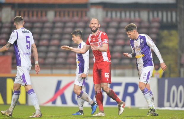 FIFPro dă block României: „Nu mai mergeți să semnați în această țară!"