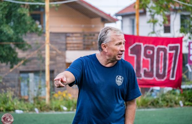 Dan Petrescu a cerut, conducerea a executat » CFR Cluj a adus un atacant: „Transfer de nicăieri! Cea mai interesantă mutare a sezonului”