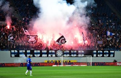 FCU Craiova, acuzată de rivali că dă bilete gratuite! Imagine dezolantă de la case + câte bilete s-au vândut pentru meciul cu FCSB