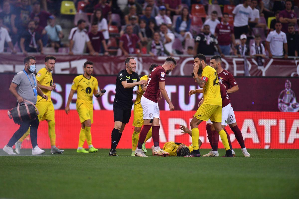 Alexandru Albu atacă arbitrajul din Rapid - Gaz Metan, dar realitatea îl contrazice: „N-am văzut în viața mea așa ceva!”