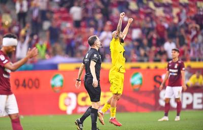 De ce nu a stat Ilie Poenaru pe bancă la Rapid - Gaz Metan 1-2: „De asta am vrut să stau mai sus”