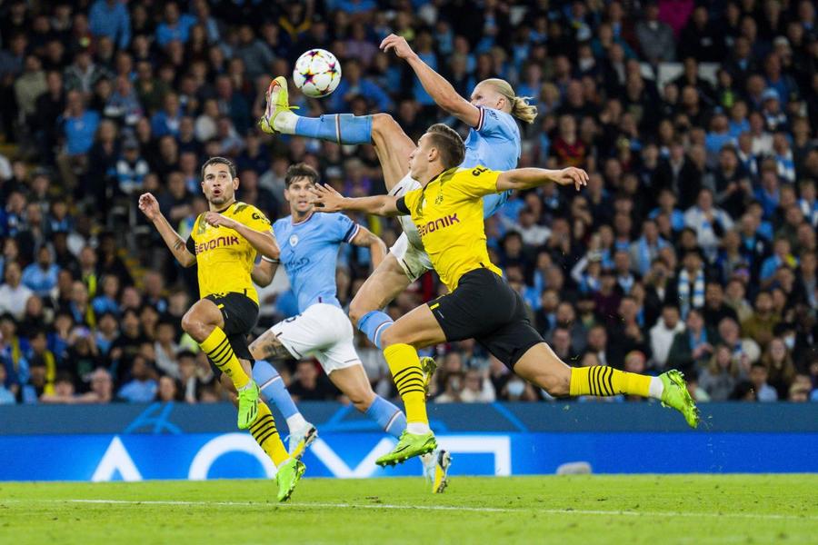 Haaland și golul cu Dortmund prin care a uimit lumea întreagă (foto: Imago) Va ajunge Haaland peste Zlatan?