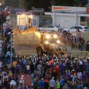 Primul buldozer a intrat duminică seara pe „bătrânul” stadion „Nicolae Dobrin” din Pitești,