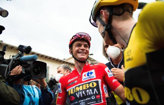 Moartea, taxele și Jumbo-Visma » Cum au dominat Kuss, Vingegaard și Roglic o Vuelta care încheie un an istoric pentru superechipa olandeză