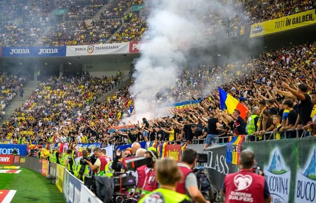 Ultrașii Stelei Roșii Belgrad, mesaj după incidentele de la România - Kosovo: „Românul are doar trei frați”