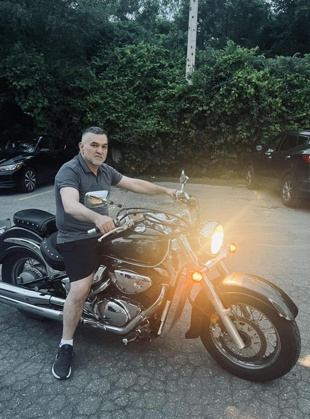 Leonard Doroftei e în culmea fericirii: „Ne mărim familia” » Bebelușul se va naște în luna aprilie