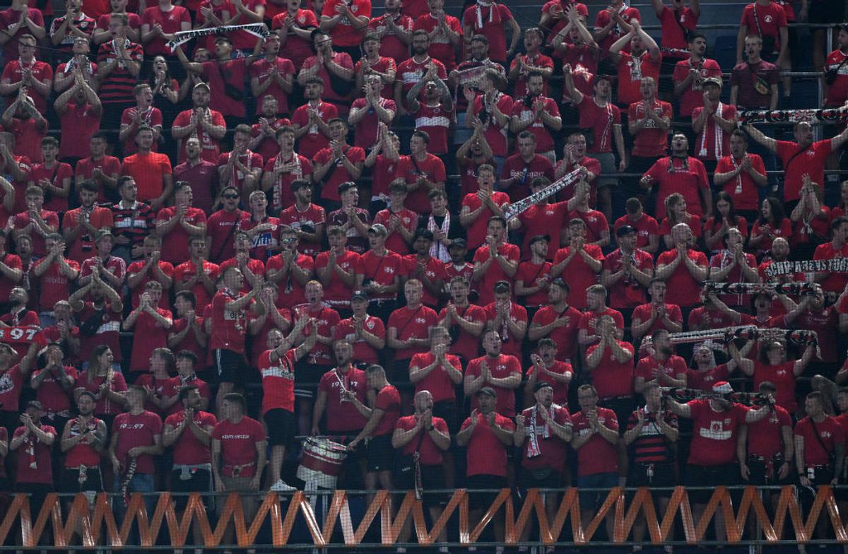 Protest în prima seară cu noul format de Liga Campionilor: „Du-te dracului, UEFA!”