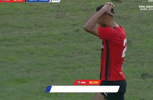 Autogol în Reșița - Csikszereda / FOTO: Prima Sport 1