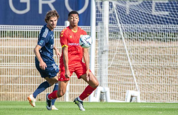 Petrolul a transferat un internațional » Fundașul din Ligue 2, prezentat: „Bun venit!”