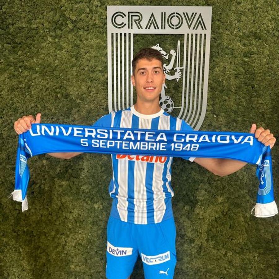 Iago Lopez a semnat cu Universitatea Craiova și a fost prezentat de olteni Transfer oficializat azi de Universitatea Craiova! » Al 9-lea fotbalist care ajunge sub comanda lui Gâlcă