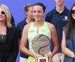 Îmbrăcată în Prada, cu ochelari Cartier » Cât costă ținuta purtată de Simona Halep la Țiriac Foundation Trophy 2024
