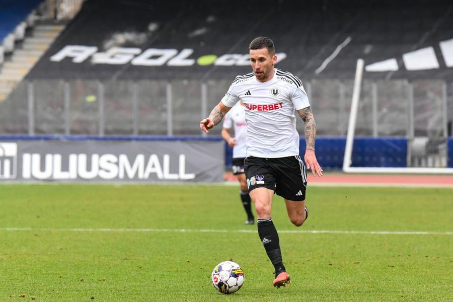 Bic are un gol și trei assisturi în 9 etape Raul Rusescu, remarcat-surpriză: „Îmi place la nebunie acest mijlocaș! Printre cei mai buni din Liga 1”