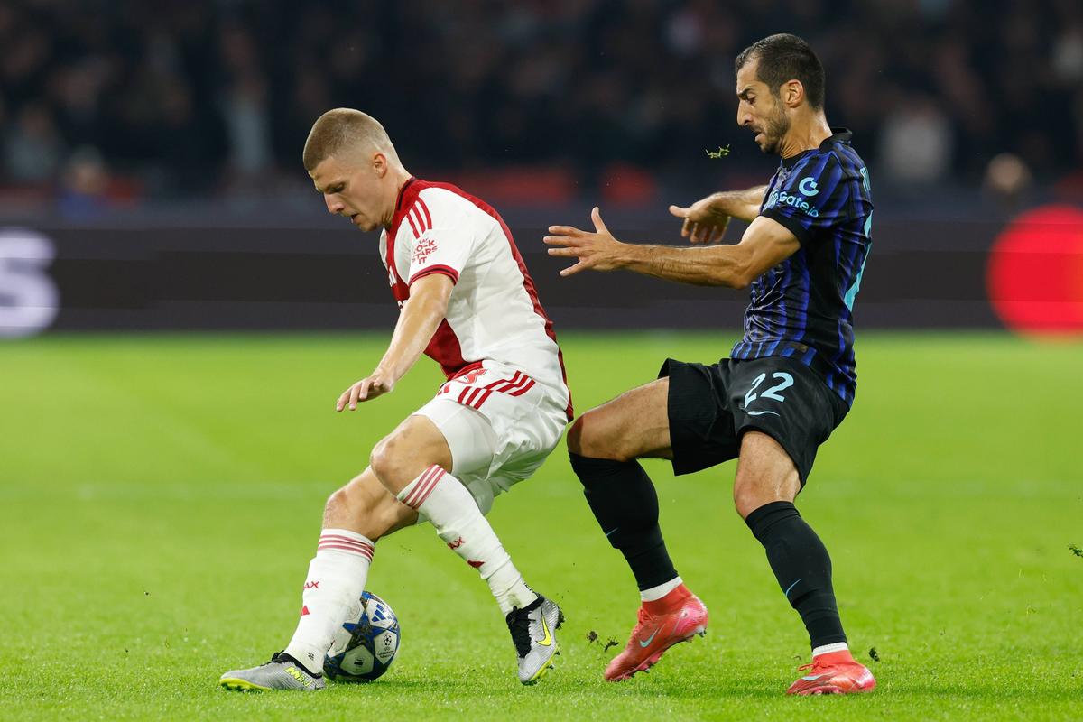 Surpriză! Jucătorul lăudat de Chivu după Ajax - Inter: „A făcut o partidă mare, merită toate laudele!”