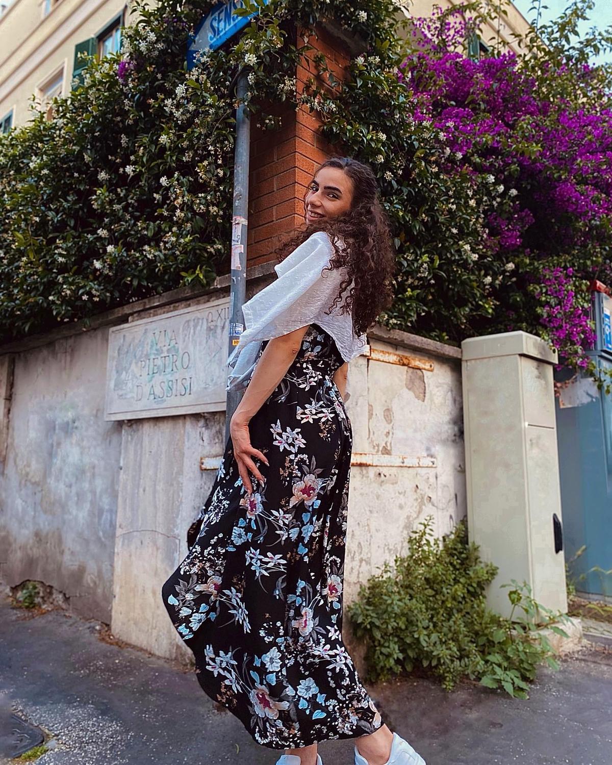 „Mi-ar plăcea să mă teleportez oriunde, oricând! Dacă aș ai fi milionară aș sta la plajă” » Diana Ciucă dincolo de terenul de handbal