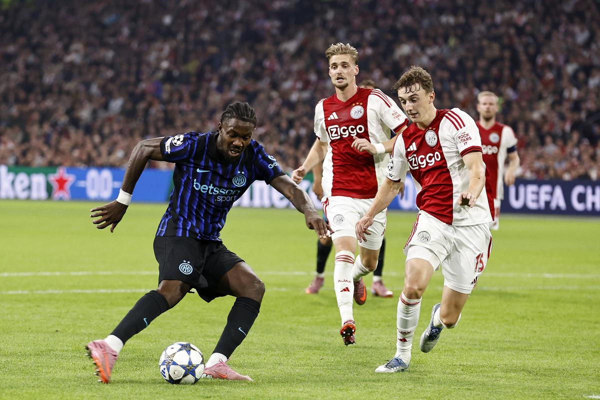 Ajax - Inter 0-2 » Thuram i-a oferit lui Cristi Chivu un debut fericit ca antrenor în Liga Campionilor
