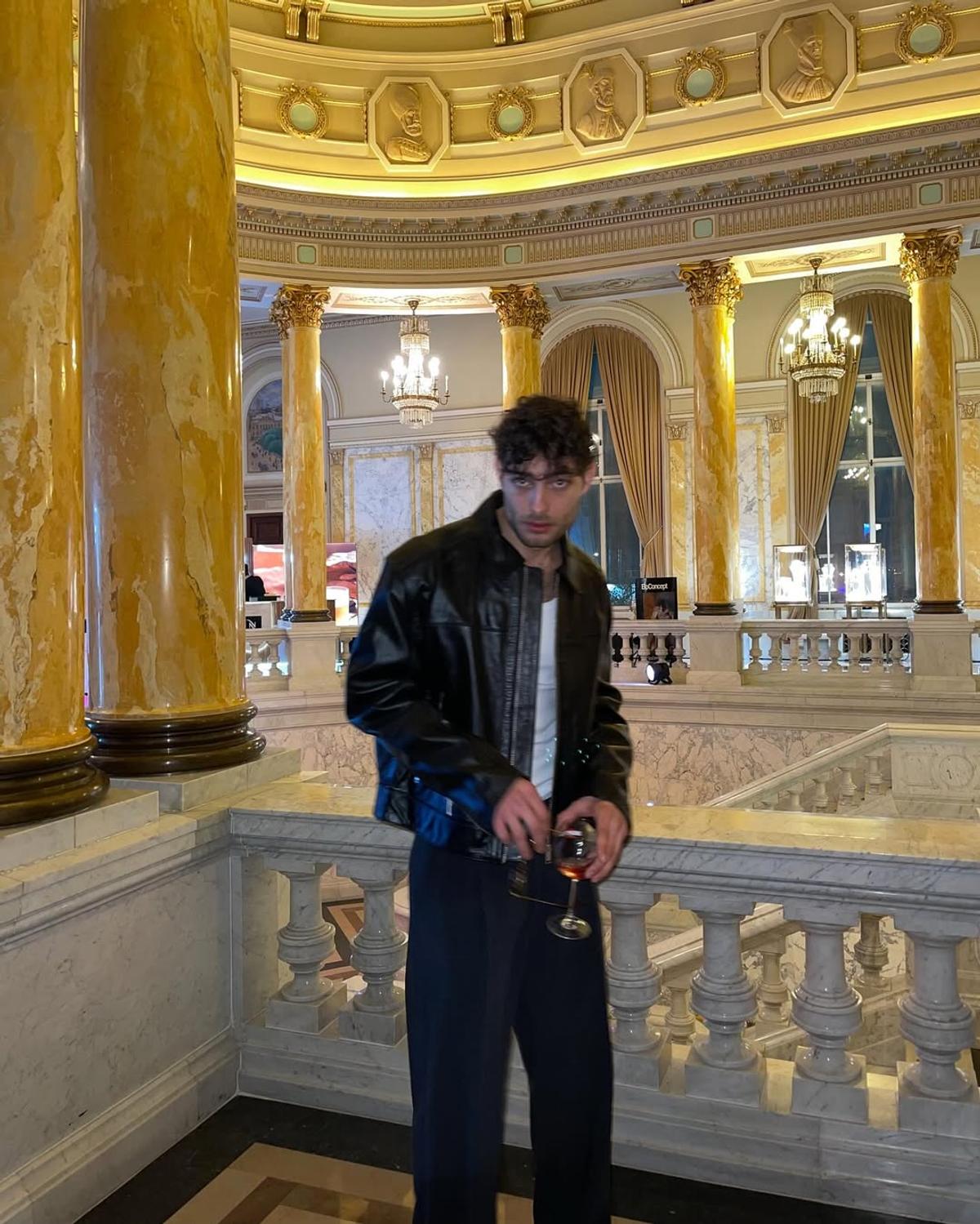 Toto, fiul lui Ilie Dumitrescu