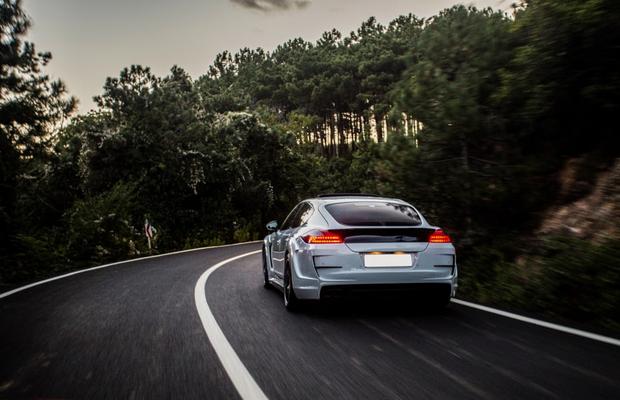 Cum îți pregătești mașina pentru drumuri lungi: listă completă pentru vacanțe