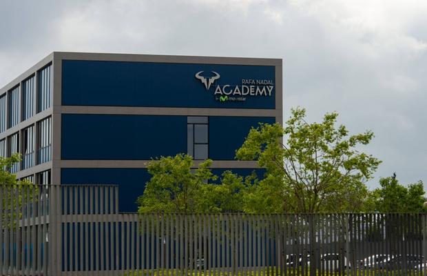Cât costă să te antrenezi la academia lui Rafael Nadal?