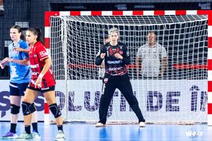 După corecția de la Metz, campioana Gloria Bistrița a avut derby cu Rm. Vâlcea » Revenire extraordinară și o repriză cu 39 de goluri!