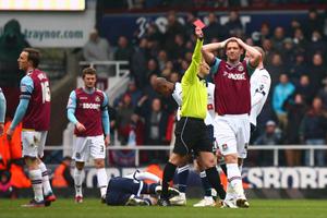 Londra se pregătește cel mai tensionat derby din istoria fotbalului englez: Millwall și West Ham se întâlnesc pentru a 100-a oară