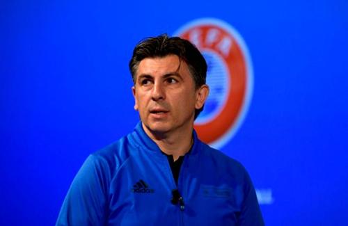 Lupescu se pregătește pentru o experiență departe de casă.