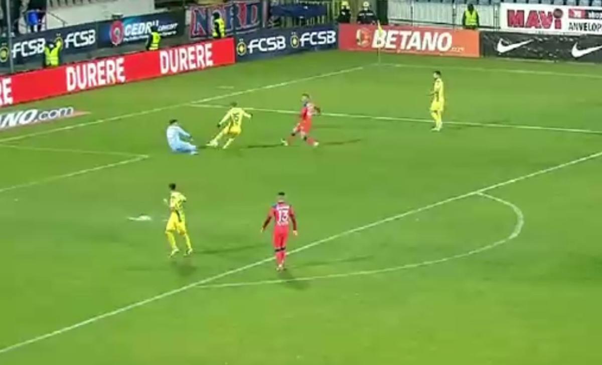 Moment straniu în direct » Radu Naum a rămas blocat: „Domnule Crăciunescu, cum să fie fault? E coechipierul lui!”