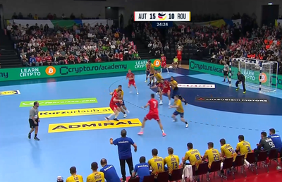 Ce este Academia Crypto.ro, reclama care i-a intrigat pe suporteri la meciul de handbal România - Austria