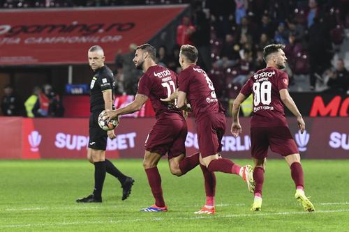 Mijlocașul Panagiotis Tachtsidis (33 de ani)