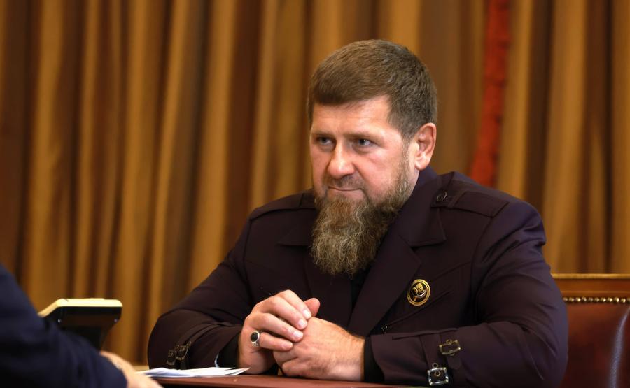 Ramzan Kadîrov, liderul Ceceniei // foto: Imago „Biblia este harta omului. Am văzut adevărul lui Dumnezeu” » Andrei Mărgăritescu, povești colosale cu Borcea, Lucescu și Kadîrov: „Să vă rupeți picioarele dacă a luat vreunul bani”