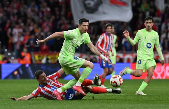 În conflict cu Barcelona, Lewandowski ar putea ajunge la Madrid!