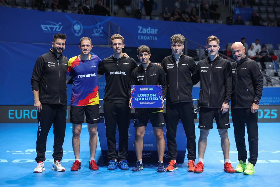 Prezența în optimi de finală le-a adus românilor și calificarea la Campionatul Mondial pe echipe din 2026 de la Londra FOTO ETTU Reprezentativele României sunt la un pas de medalii la Campionatul European pe echipe la tenis de masă » Ce au spus „tricolorii” după calificarea între primele opt