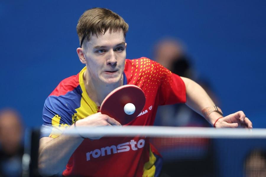 Iulian Chiriță în acțiune în „sferturile” CE pe echipe Foto: ETTU Ce au spus românii după calificarea istorică în ultimul act la Campionatul European: „Dacă ajungi în finală, trebuie să crezi că poți câștiga”