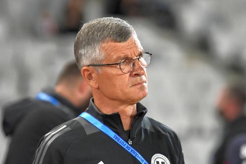 Sabău solicită sprijinul fanilor pentru a învinge liderul FC Botoșani