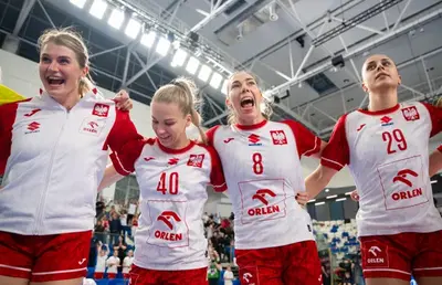 Propulsată de vedetele din „Liga Florilor” » România e sigură acum: cu cine va lupta pentru locul 2 în grupa de EHF Euro Cup