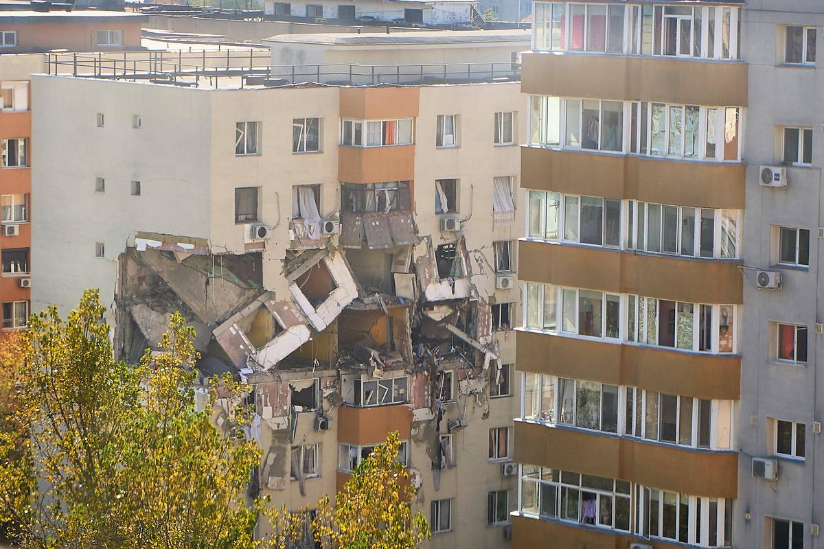 Bloc explodat în cartierul Rahova, foto: Imago