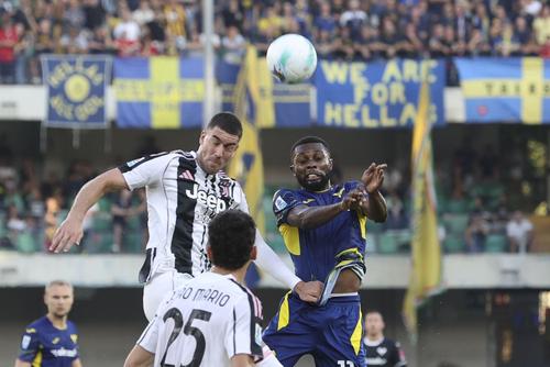Dusan Vlahovic, în tricoul lui Juventus / foto: Imago