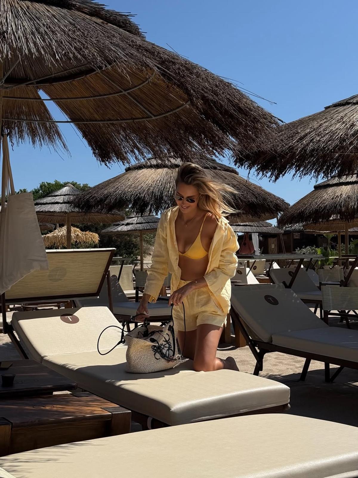 Fostul fotbalist a divorțat de Viktoria, „cea mai frumoasă femeie din lume”, și a luat o decizie neașteptată: „Aici locuiesc acum”