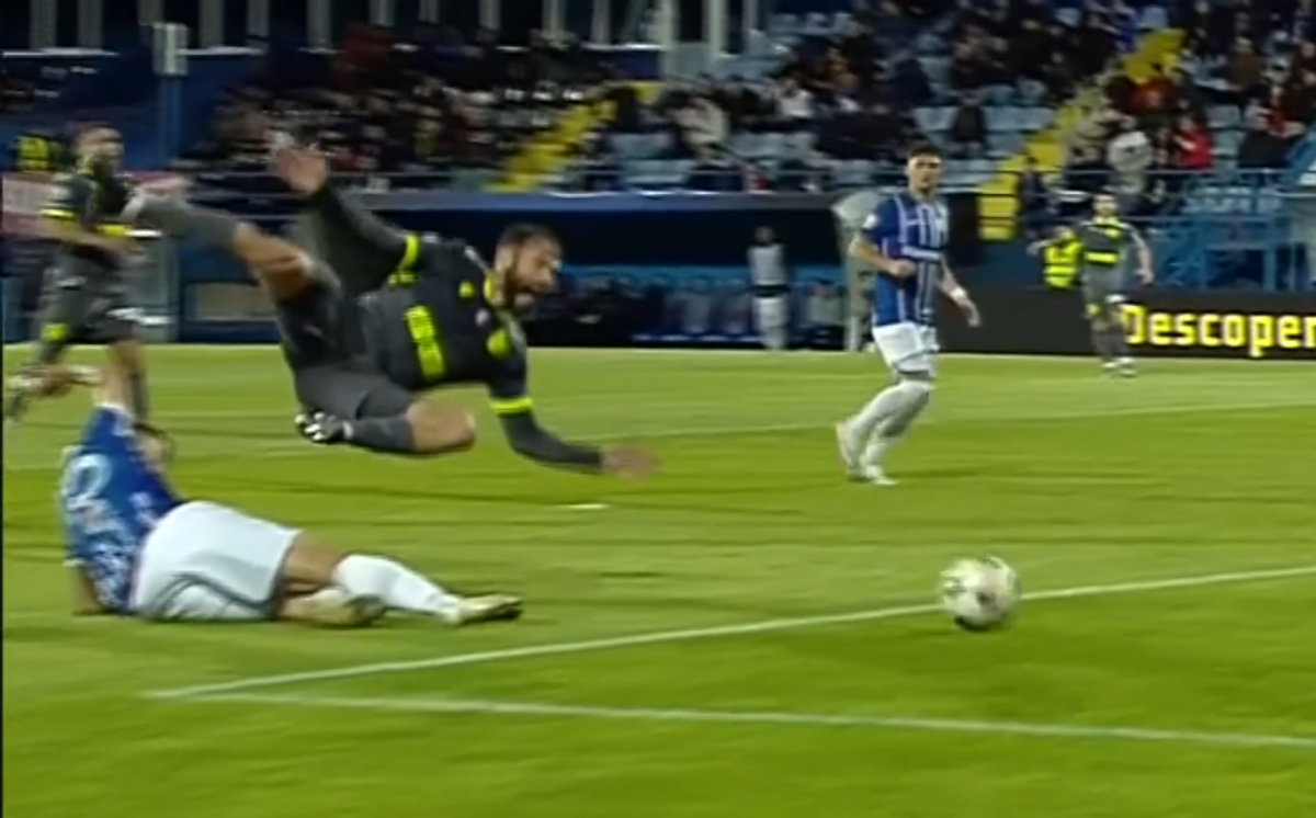 Radu PetrescuFarul Constanța - FC Argeș
