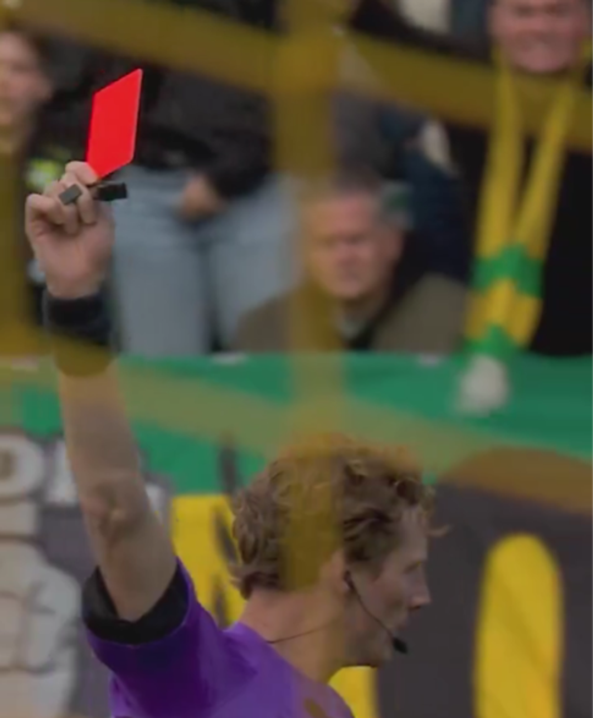 Tensiuni la echipa lui Dennis Man » Antrenorul Bosz a găsit fotbalistul vinovat: „Chiar așa tare te-a deranjat soarele?!”