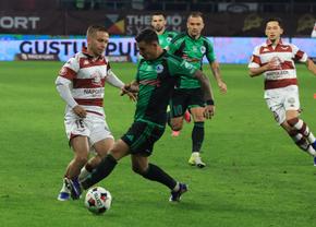 Rapid - Corvinul, reîntâlnire în Superliga după 34 de ani » Dobre deschide scorul din penalty