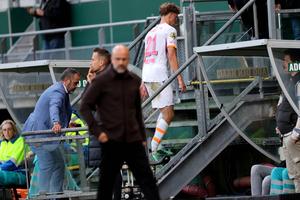 Tensiuni la echipa lui Dennis Man » Antrenorul Bosz a găsit fotbalistul vinovat: „Chiar așa tare te-a deranjat soarele?!”